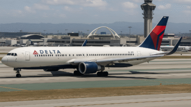 delta flight dl275 diverted lax